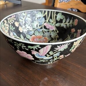 Vintage Chinese Decorative Famille Noire 10” Bowl